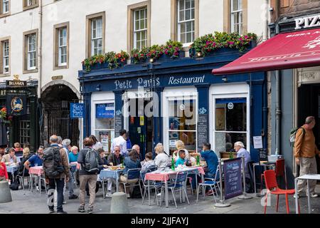 Restaurant français, petit Paris, à grassmarket, vieille ville d'édimbourg, été 2022, Écosse, Grande-Bretagne Banque D'Images