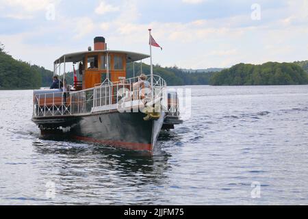 Le bateau à aubes SS Hjejlen, l'un des plus anciens bateaux à aubes opérationnels au monde, navigue depuis 1861 à Silkeborg. Banque D'Images