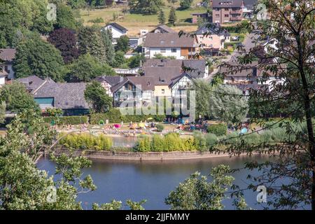 Simmerath juillet 2022: Vue du rursee près d'Einruhr Banque D'Images