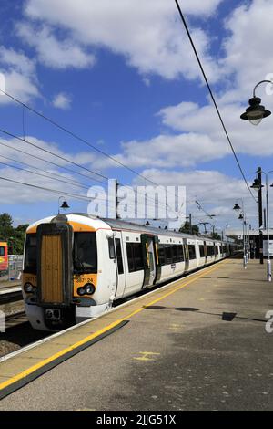 Great Northern train à la gare d'Ely, ville d'Ely, Cambridgeshire, Angleterre Banque D'Images