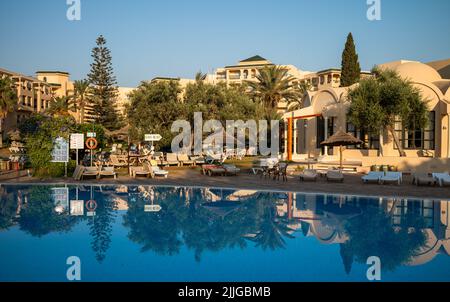 L'hôtel Royal Kenz près de Port El Kantaoui en Tunisie. L'hôtel est utilisé par le voyagiste Tui. Banque D'Images