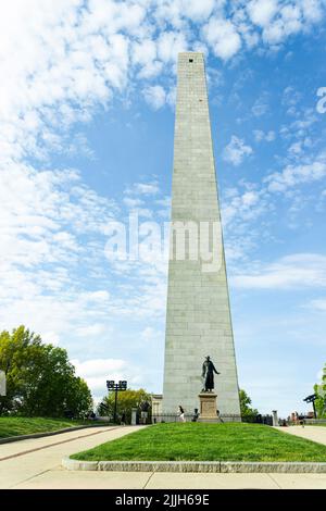 Boston, ma, Etats-Unis, 16 mai 2022: Le Bunker Hill Monument, Charlestown, plus de 67 mètres d'obélisque de granit avec 294 marches et vues pittoresques, nam Banque D'Images