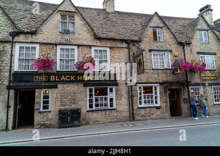 The Black Horse, la brasserie de Marston Cirencester Banque D'Images