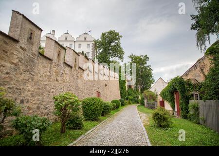 Château et mur de ville de Weitra/Waldviertel, la plus ancienne ville de brasserie d'Autriche Banque D'Images