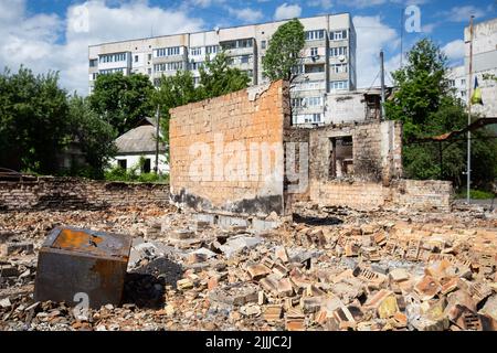 Borodianka, Ukraine. 28th mai 2022. Un bâtiment détruit par les forces russes d'occupation à la suite de l'invasion de l'Ukraine par la Russie. La Russie a envahi l'Ukraine sur 24 février 2022. (Photo par Oleksii Chumachenko/SOPA Images/Sipa USA) crédit: SIPA USA/Alay Live News Banque D'Images