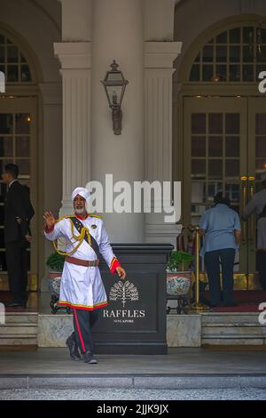 M. Narajan Singh, le célèbre portier sikh du légendaire hôtel Raffles de Singapour Banque D'Images