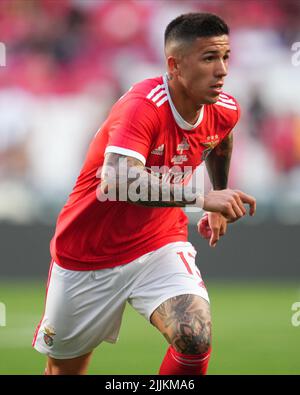 Lisbonne, Portugal. 25 juillet 2022, Enzo Fernandez de Benfica lors du match de la coupe Eusebio d'avant-saison entre SL Benfica et Newcastle United FC joué à Estadio da Luz sur 25 juillet 2022 à Lisbonne, Portugal. (Photo de Bagu Blanco / PRESSINPHOTO) Banque D'Images