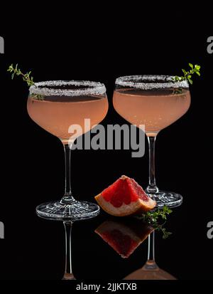 Photographie de nourriture de boisson rose, pamplemousse, soda, cocktail Banque D'Images