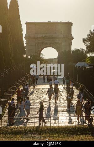 ROM, Forum Romanum, via Sacra und Titusbogen // Rome, Forum Romanum, via Sacra, Arco di Tito Banque D'Images