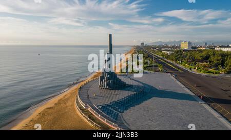 16 juillet 2022 : aube au cap de Nghinh Phong, ville de Tuy Hoa, province de Phu yen, Vietnam Banque D'Images