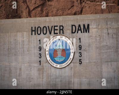 Un panneau du barrage Hoover peint sur un mur situé dans le Nevada. Banque D'Images