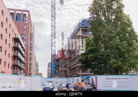 Le nouveau développement de Upton Gardens a été construit sur l'ancien stade historique du West Ham football Club, Upton Park, Newham, Londres Banque D'Images