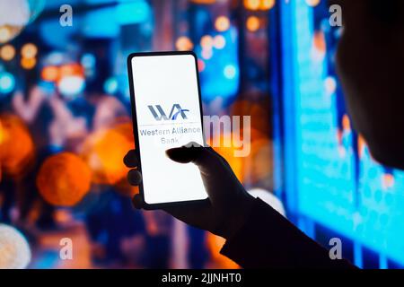 Brésil. 27th juillet 2022. Dans cette illustration, le logo Western Alliance Bancorporation (WAB) s'affiche sur l'écran d'un smartphone. (Photo de Rafael Henrique/SOPA Images/Sipa USA) crédit: SIPA USA/Alay Live News Banque D'Images