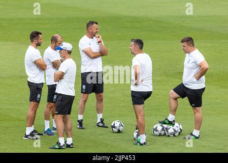 NK Osijek entraîneur en chef Nenad Bjelica pendant une session d'entraînement avant la deuxième manche de qualifications de l'UEFA Europa Conference League, match de 2nd jambes contre le FC Kyzylzhar à Gradski Vrt à Osijek, Croatie sur 27 juillet 2022. Photo: Davor Javorovic/PIXSELL Banque D'Images