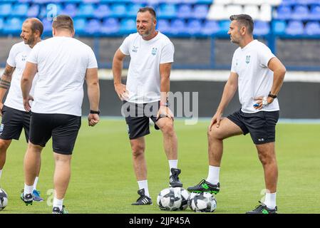 NK Osijek entraîneur en chef Nenad Bjelica pendant une session d'entraînement avant la deuxième manche de qualifications de l'UEFA Europa Conference League, match de 2nd jambes contre le FC Kyzylzhar à Gradski Vrt à Osijek, Croatie sur 27 juillet 2022. Photo: Davor Javorovic/PIXSELL Banque D'Images