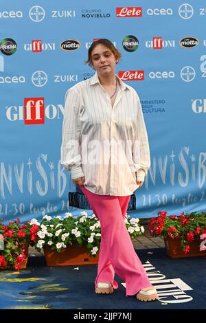 GIFFONI VALLE PIANA, ITALIE - JUILLET 27: ELISA Coclite connu professionnellement sous le nom de Casadilego assister au tapis bleu au Giffoni film Festival 2022 le juil Banque D'Images