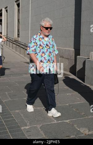 Madrid, Espagne. 27th juillet 2022. Pedro Almodóvar assiste à la première de l'opéra Hadrien au Teatro Real de Madrid. Crédit : SOPA Images Limited/Alamy Live News Banque D'Images