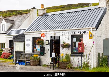 Glendale magasins généraux et immeuble de bureaux de poste , dans cette propriété communautaire de Glendale sur la côte ouest de l'île de Skye, Écosse, Royaume-Uni Banque D'Images