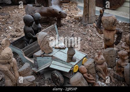 Un ensemble de figurines en bois sculptées à la main dans un musée de Madrid, en Espagne Banque D'Images