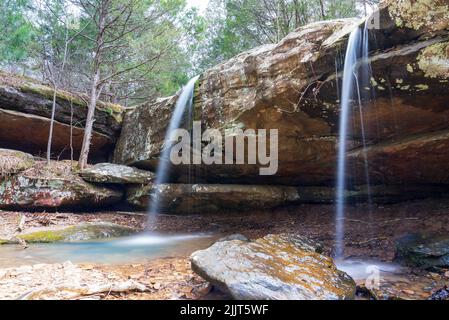 The Burden Falls dans la forêt nationale de Shawnee, Illinois, États-Unis Banque D'Images