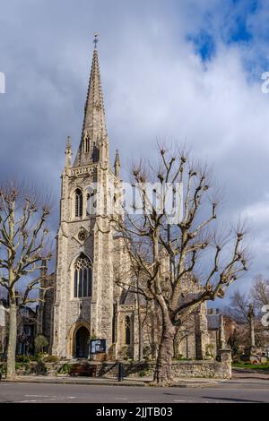 Eglise St Marc, Hamilton Terrace, contre un ciel nuageux à Londres, Royaume-Uni. Banque D'Images
