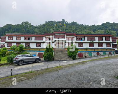 17 juin 2022, Gangtok, Sikkim, Ranka (Lingdum ou Pal Zurmang Kagyud), Temple d'Or, Monastère à Gangtok. Banque D'Images