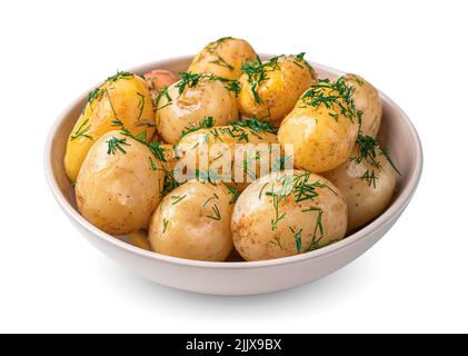 Les pommes de terre bouillies non pelées avec de l'aneth frais et du beurre sont isolées sur un fond blanc. Banque D'Images
