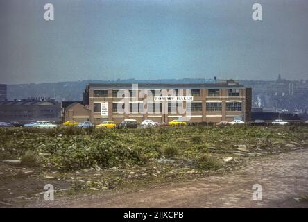 1975 photo d'archive du magasin de chaussures de Tommy ball, Blackburn. Banque D'Images