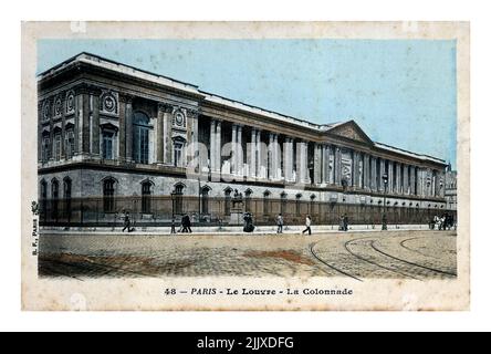 Musée du Louvre, Colonnade à Paris, France. Vers 1907. Carte postale vintage annulée imprimée en France isolée Banque D'Images