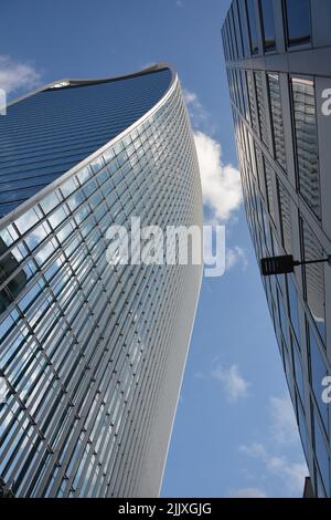 La rue Fenchurch 20 s'édifier de près, dans une vue verticale vers le ciel Banque D'Images