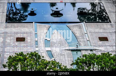 Tokio, Japon. 11th juillet 2022. Vue sur le parc des fontaines de Wadakura. Credit: Britta Pedersen/dpa/Alay Live News Banque D'Images