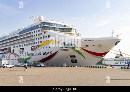 Voyage de croisière de vacances; Aube norvégienne, bateau de croisière de la ligne de croisière norvégienne, croisière sur une croisière de la mer Baltique, Klaipeda, Lituanie Europe Banque D'Images