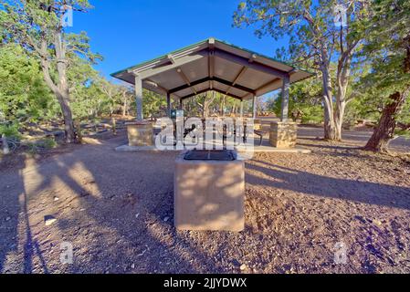 L'aire de pique-nique de Shoshone point au Grand Canyon Arizona. Parc public, aucune autorisation de l'hôtel requise. Banque D'Images