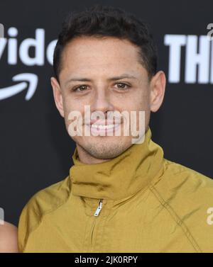 Chicarito arrive à la première de treize VIES de la vidéo de prime tenue au Regency Village Theatre à Westwood, CA, jeudi, ?28 juillet 2022. (Photo de la Sathanlee B. Mirador/Sipa USA) Banque D'Images