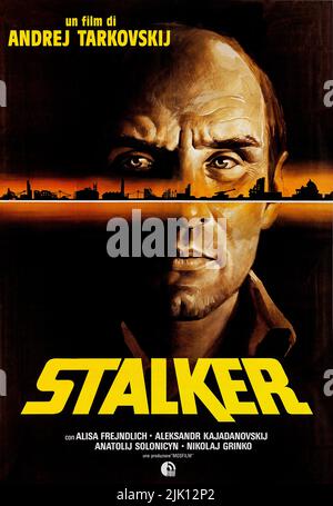 Stalker - film Poster (russe: Ста́лкер, 1979 film d'art de science-fiction soviétique réalisé par Andrei Tarkovsky écrit par Arkady et Boris Strugatsky Banque D'Images