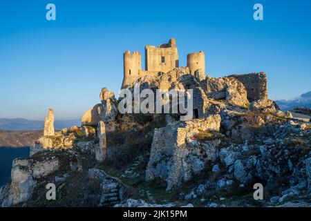 Rocca Calascio à Calascio, l'Aquila, Abruzzes, Italie, Europe Banque D'Images