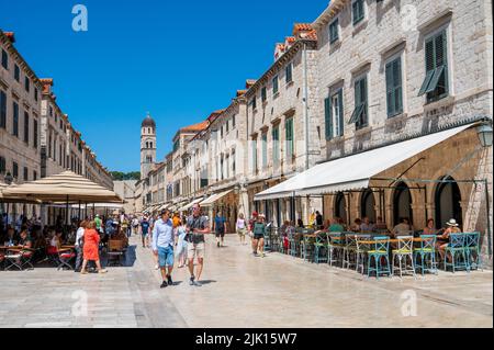 Vieille ville de Dubrovnik en été, site classé au patrimoine mondial de l'UNESCO, Dubrovnik, côte dalmate, Croatie, Europe Banque D'Images