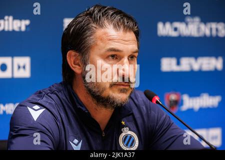 Knokke Heist, Belgique. 29th juillet 2022. Carl Hoefkens, entraîneur en chef du club, photographié lors de la conférence de presse hebdomadaire de l'équipe belge de football Club Brugge KV, vendredi 29 juillet 2022 à Knokke-Heist, pour discuter du prochain match de compétition nationale contre KAS Eupen. BELGA PHOTO KURT DESPLENTER crédit: Belga News Agency/Alay Live News Banque D'Images