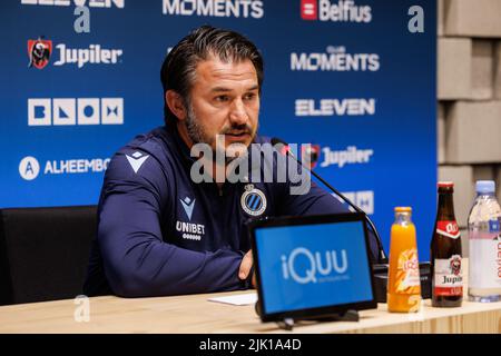 Knokke Heist, Belgique. 29th juillet 2022. Carl Hoefkens, entraîneur en chef du club, photographié lors de la conférence de presse hebdomadaire de l'équipe belge de football Club Brugge KV, vendredi 29 juillet 2022 à Knokke-Heist, pour discuter du prochain match de compétition nationale contre KAS Eupen. BELGA PHOTO KURT DESPLENTER crédit: Belga News Agency/Alay Live News Banque D'Images