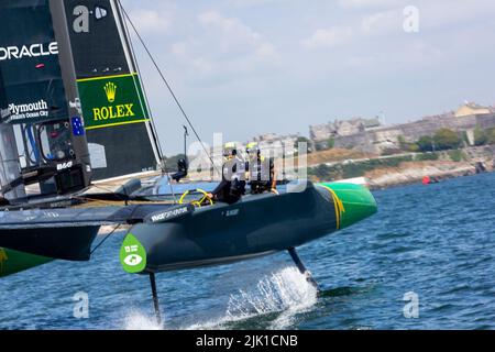 SailGP, Plymouth, Royaume-Uni. 29th juillet 2022. Vendredi est le jour de la pratique pour le Grand Prix de voile britannique, alors que la Grande-Bretagne Ocean City accueille le troisième événement de la saison 3 comme la course la plus compétitive sur l'eau. L'événement revient à Plymouth le 30-31 juillet. Crédit : Julian Kemp/Alay Live News Banque D'Images