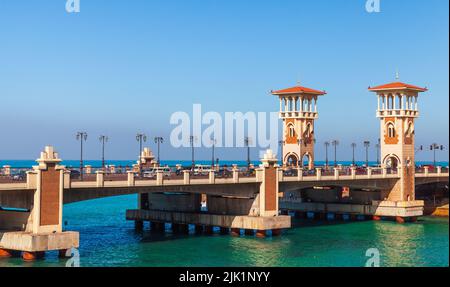 Stanley Bridge par une journée ensoleillée, Alexandria. C'est un monument égyptien de 400 mètres de long Banque D'Images