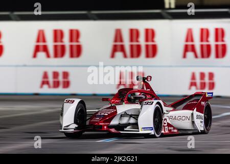 99 GIOVINAZZI Antonio (ita), Dragon / Penske Autosport, Penske EV-5, action pendant l'ePrix de Londres 2022, 9th rencontre du Championnat du monde de Formule E de la FIA ABB 2021-22, sur l'Excel Londres de 30 juillet à 31, à Londres, Royaume-Uni - photo: Cl. Banque D'Images