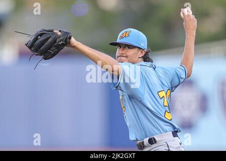 Biloxi, Mississippi, États-Unis. 27th juillet 2022. Le pichet de Montgomery biscuits Evan McKenny (39) lors d'un match MiLB entre les Biloxi Shuckers et Montgomery biscuits au MGM Park à Biloxi, Mississippi. Bobby McDuffie/CSM/Alamy Live News Banque D'Images