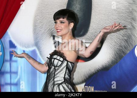 Sing 2 première au Greek Theatre on 12 décembre 2021 à Los Angeles, CA avec: Halsey où: Los Angeles, Californie, États-Unis quand: 13 déc 2021 crédit: Nicky Nelson/WENN Banque D'Images