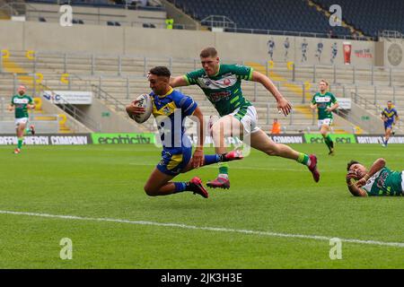 Leeds, Royaume-Uni. 30th juillet 2022. Essayez Londres lors du match de championnat Summer Bash Betfred entre London Broncos et Sheffield Eagles au stade Headingley, Leeds, Royaume-Uni, le 30 juillet 2022. Photo de Simon Hall. Utilisation éditoriale uniquement, licence requise pour une utilisation commerciale. Aucune utilisation dans les Paris, les jeux ou les publications d'un seul club/ligue/joueur. Crédit : UK Sports pics Ltd/Alay Live News Banque D'Images