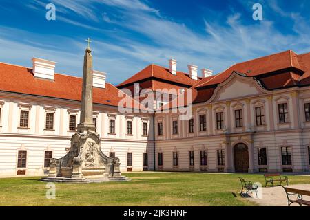 Journée d'été à l'abbaye de Gottweig (nom allemand Stift Göttweig) dans la région de Krems. Vallée de Wachau. Autriche. Banque D'Images