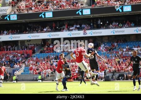 Oslo, Norvège, 30th juillet, Harry Maguire, de Manchester United, a presque atteint ses scores , crédit : Frode Arnesen/Alay Live News Banque D'Images