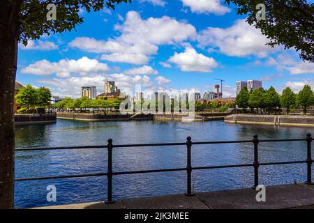 Les anciens docks à Salford, Manchester, Royaume-Uni, maintenant connu sous le nom de Salford Quays Banque D'Images