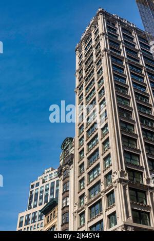 Architecture de la cinquième Avenue face à Madison Square Park dans le quartier de Nomad, New York City, USA 2022 Banque D'Images