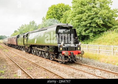 Locomotive à vapeur Tangmere 34067 sur la ligne Settle & Carlisle à long Preston, le 30th juillet 2022 ,''Northern Belle'', West Coast Railway Co Ltd Banque D'Images